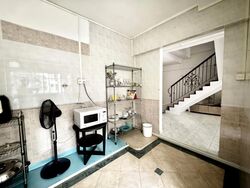Blk 340 Jurong East Avenue 1 (Jurong East), HDB Executive #581297941